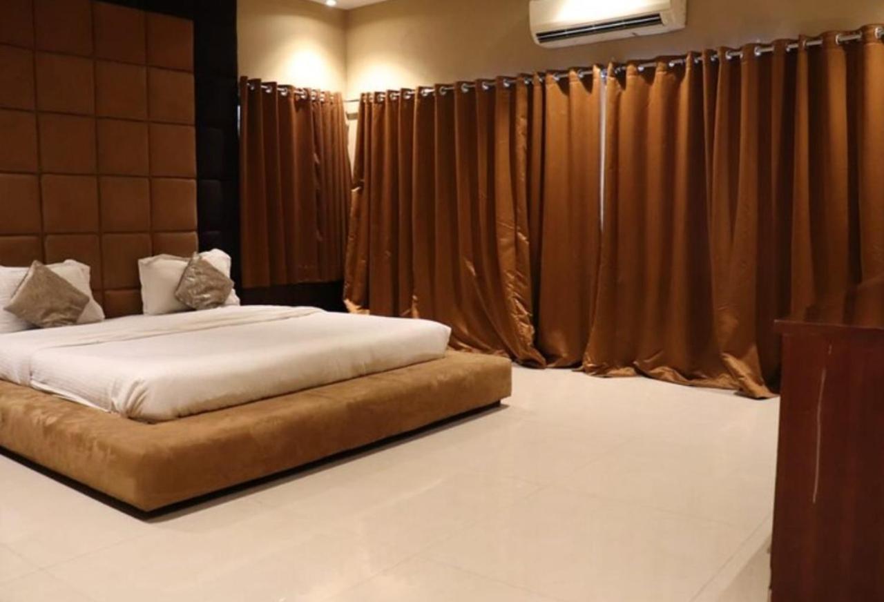 Lion'S Cage Villa Igatpuri Bagian luar foto