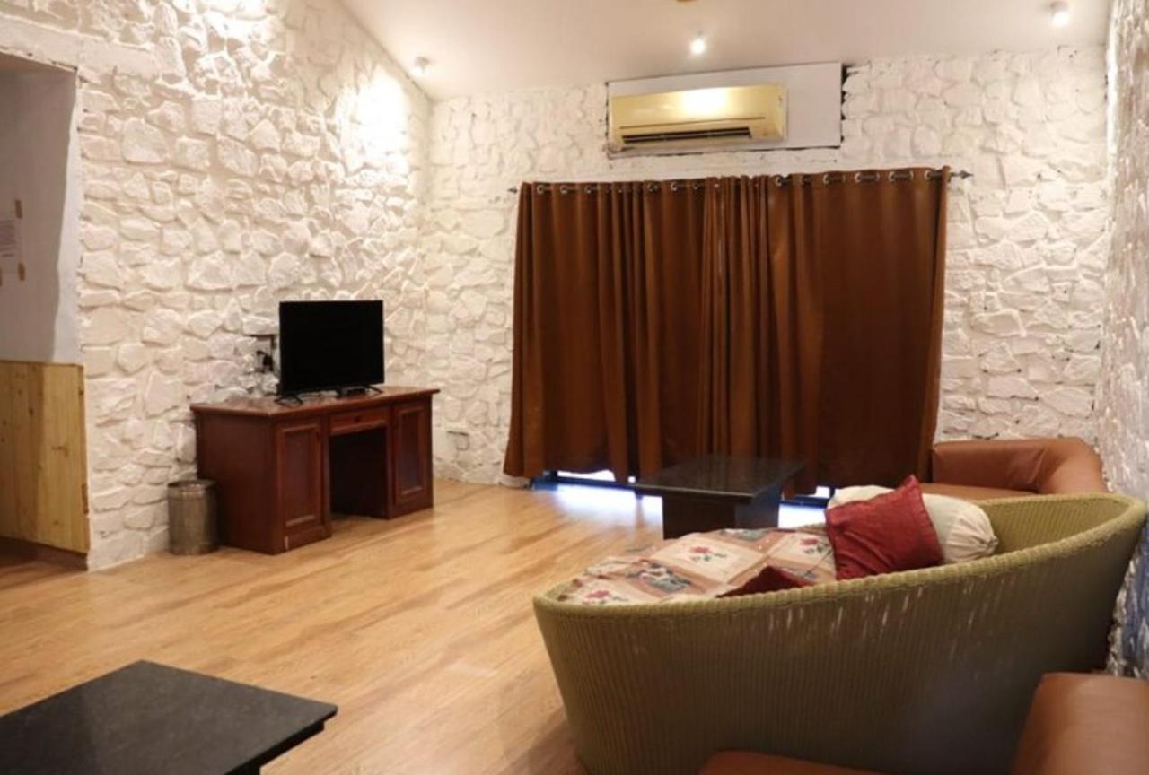 Lion'S Cage Villa Igatpuri Bagian luar foto